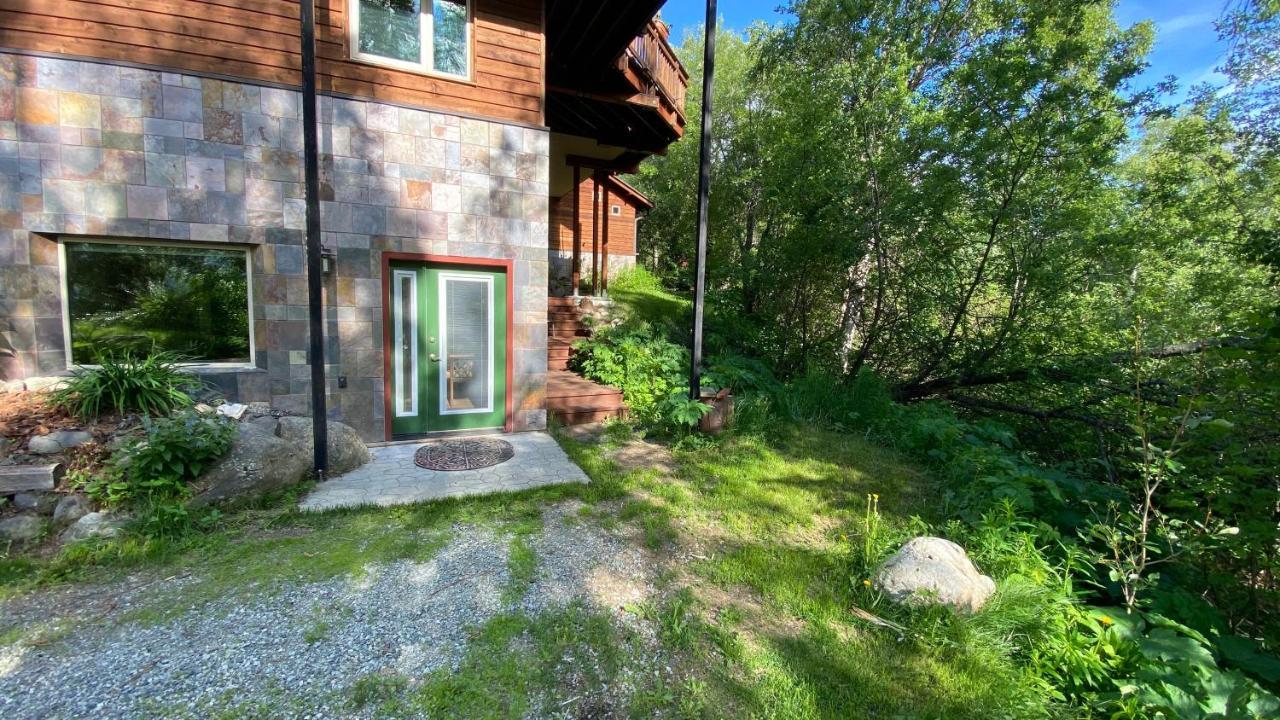 Eagle Peak Guesthouse Eagle River Екстериор снимка