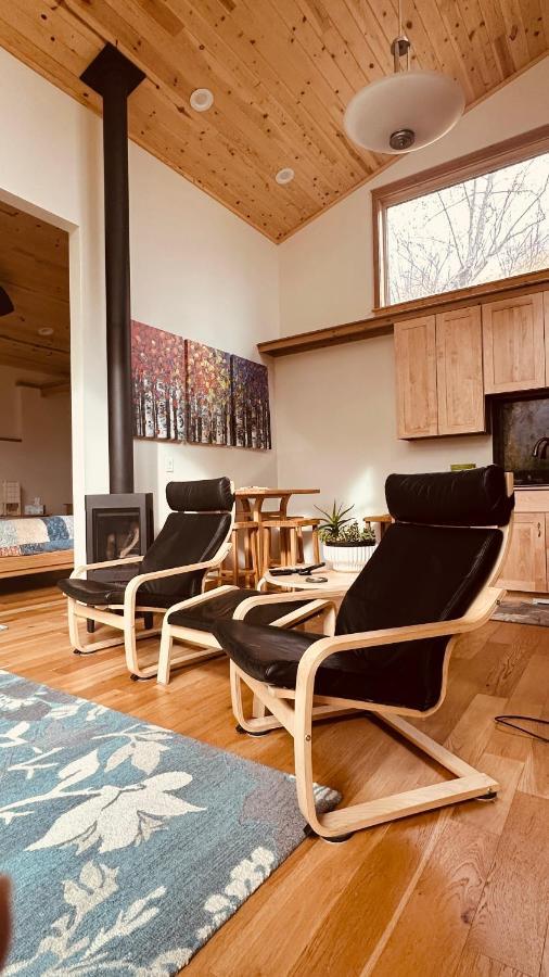 Eagle Peak Guesthouse Eagle River Екстериор снимка