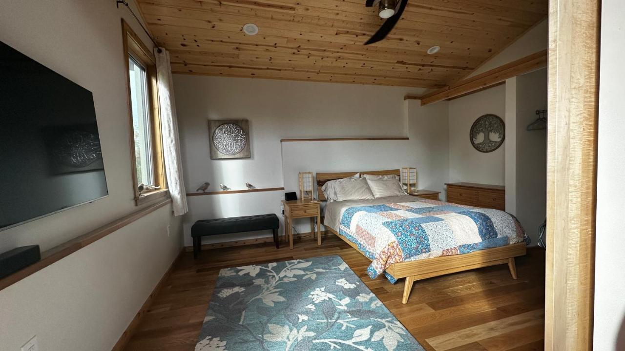 Eagle Peak Guesthouse Eagle River Екстериор снимка